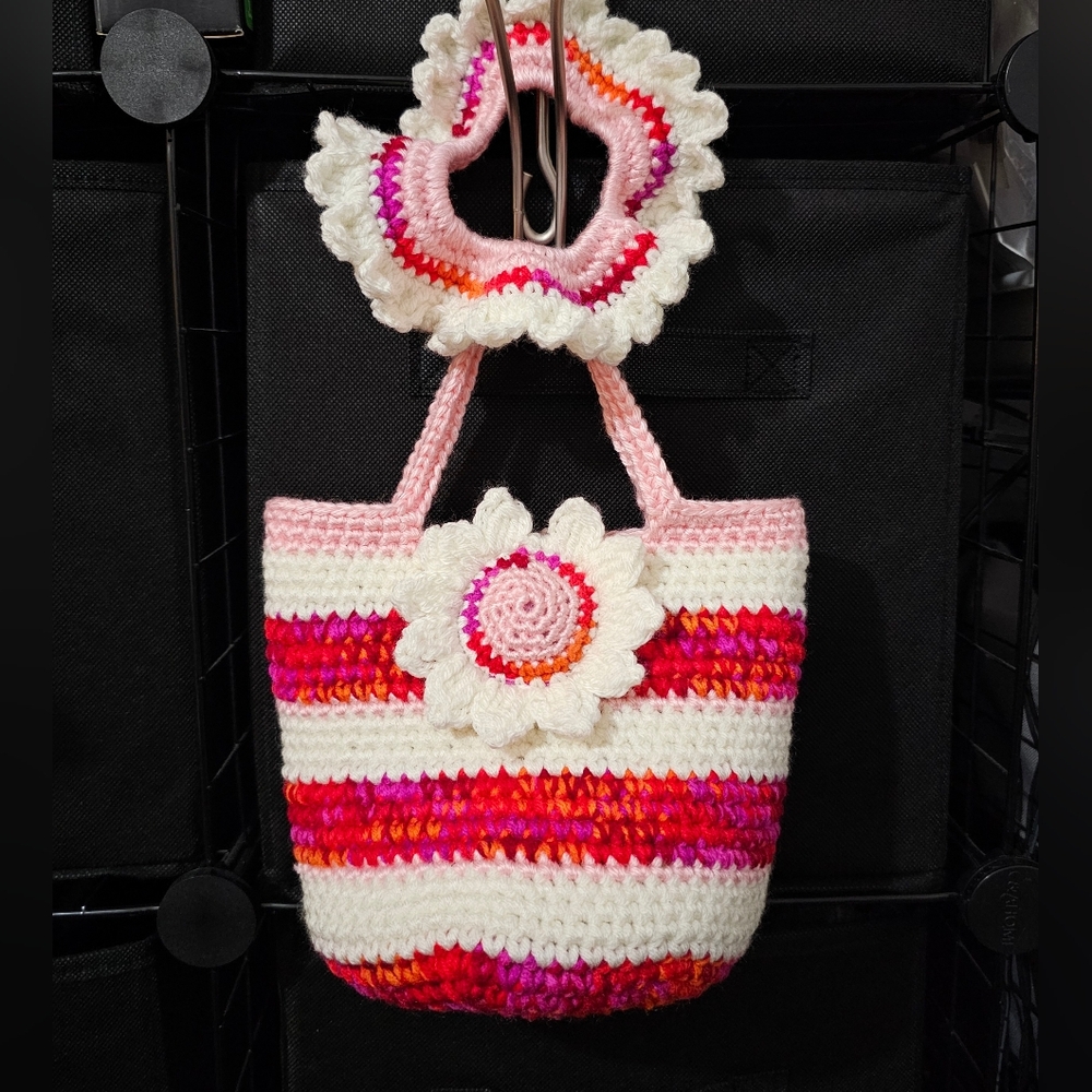 Crochet Mini Tote Bag W/flower Fastener & Scrunchie Set